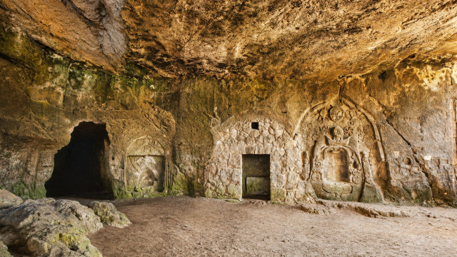 Cuevas de Portals Vells